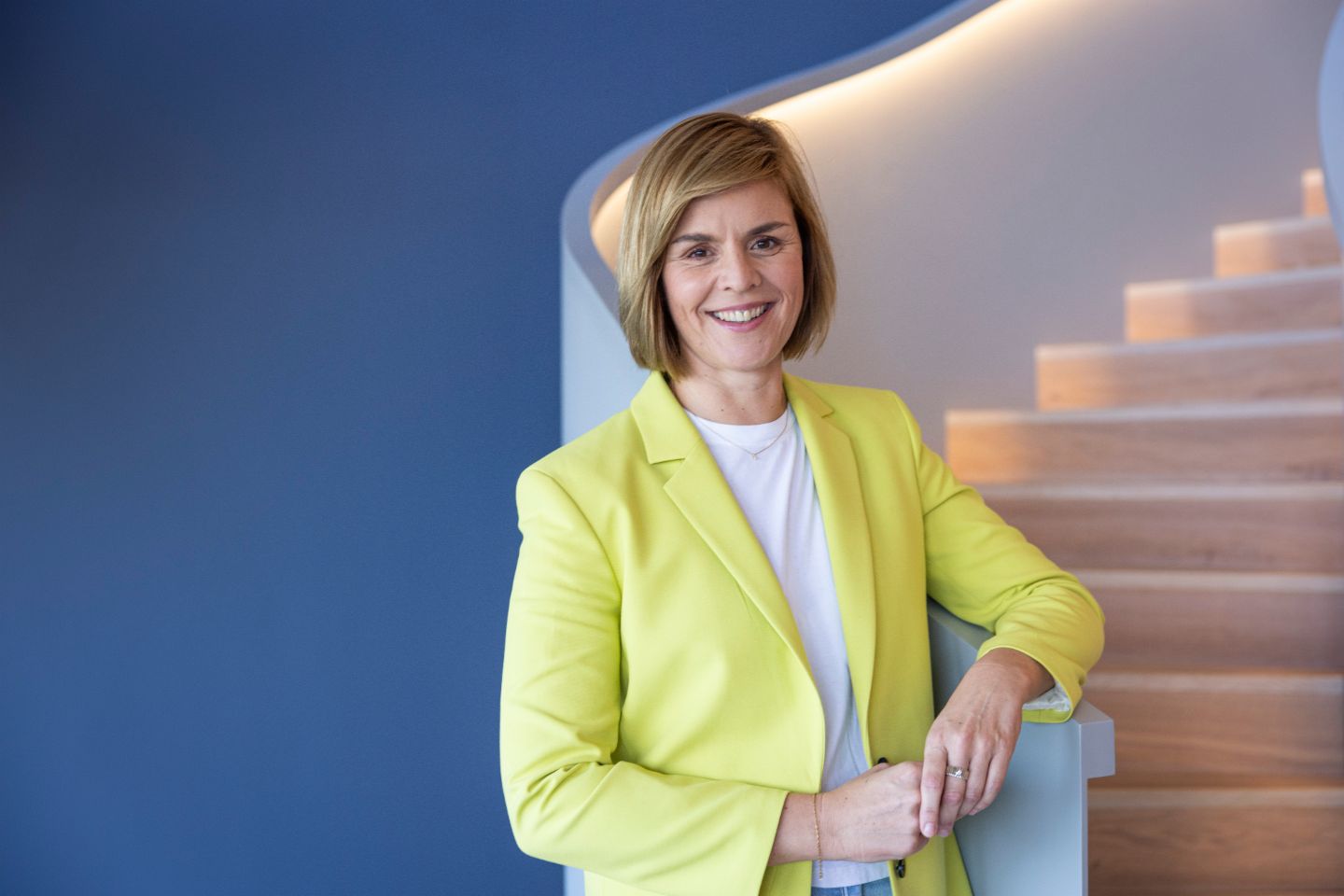 Dr. Eva Griewel, az EOS Csoport CFO-jának portréja
