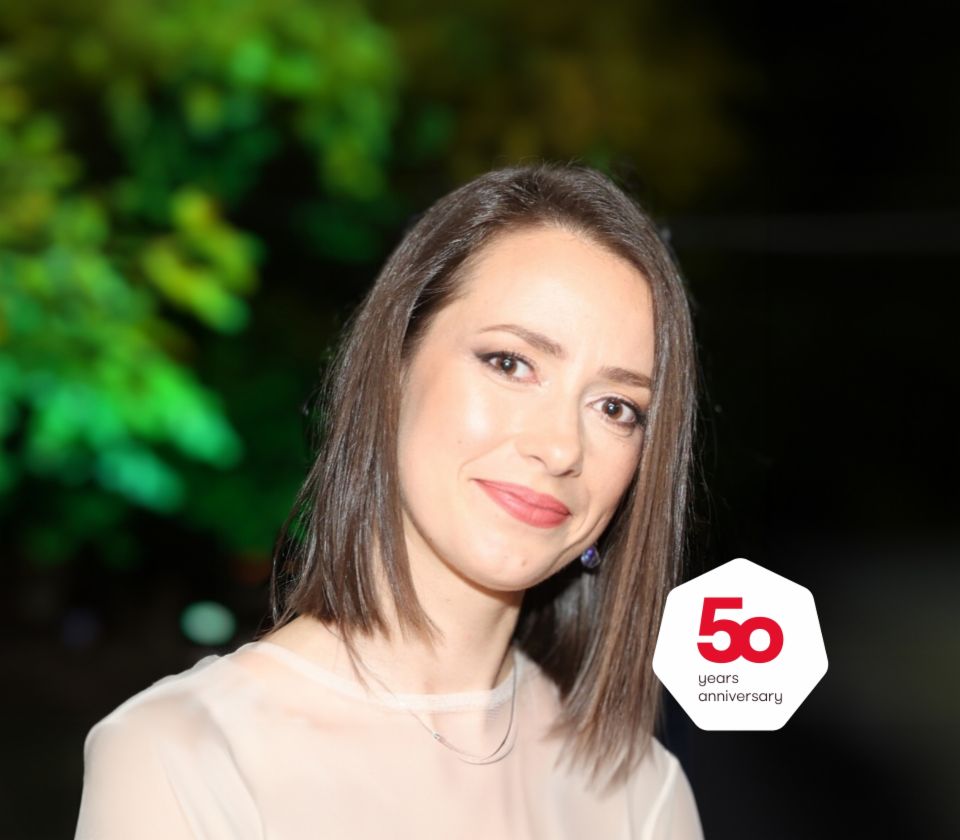 Dilyana Taneva vállalati és nemzetközi behajtási menedzser portréja, EOS Bulgária 