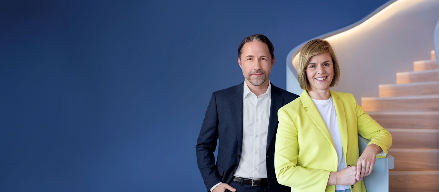 A képen Marwin Ramcke, az EOS Csoport CEO-ja, és Dr. Eva Griewel, az EOS Csoport CFO-ja látható együtt.