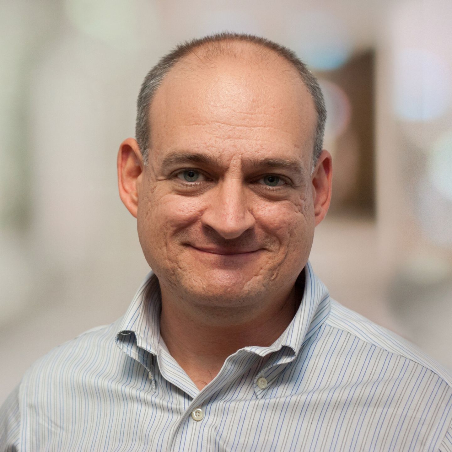 Georg Kovacs, A Fenca (Federation of European National Collection Associations) igazgatósági tagja és pénztárosa, valamint az AMCC (Association of Commercial Debt Management) elnöke